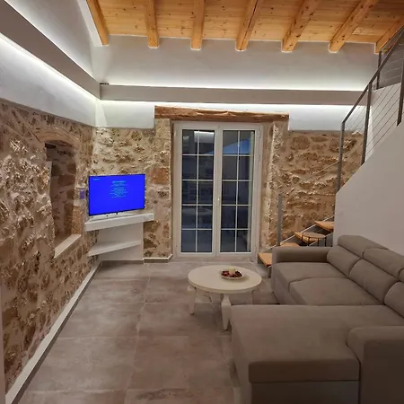 Konstantinos House