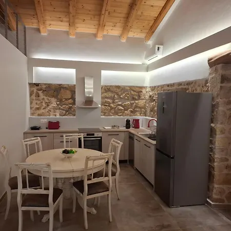 Konstantinos House